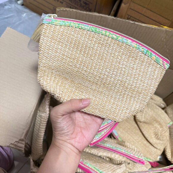 Estee Lauder Pink Rattan Pouch - Picture 5 of 5